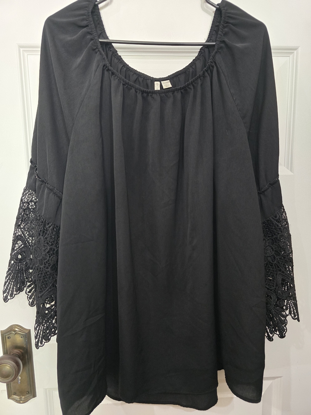 Women's Black Crochet-Sleeve Peasant Tunic 22/24